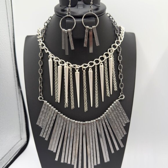 Jewelry Lot Women Collar Spikes Rivets Chunky Draped Silver Gold Tone Mix Metals - Picture 8 of 16